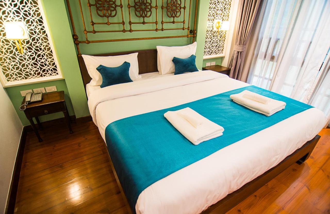 Woo Gallery & Boutique Hotel Phuket Dış mekan fotoğraf